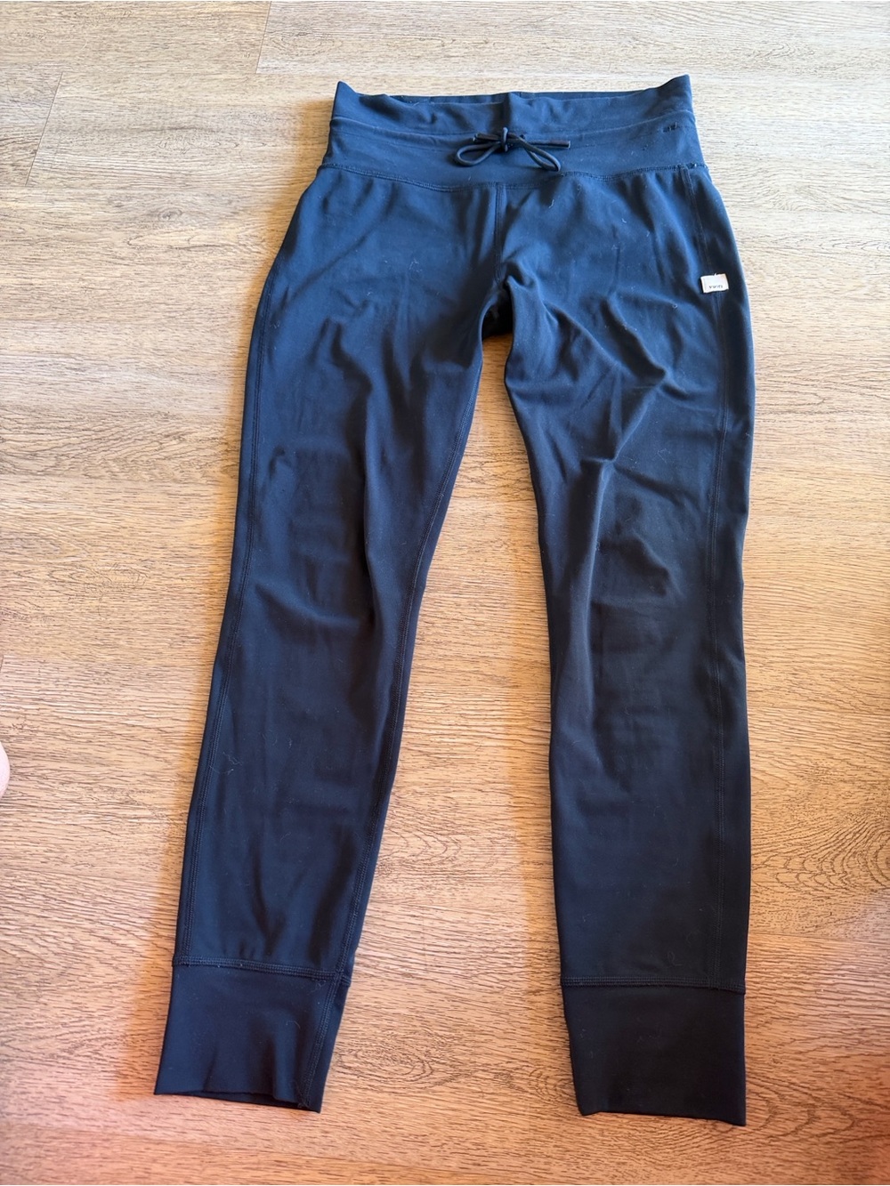 Vuori Daily Legging Navy  Drawstring Waist - Picture 5 of 6